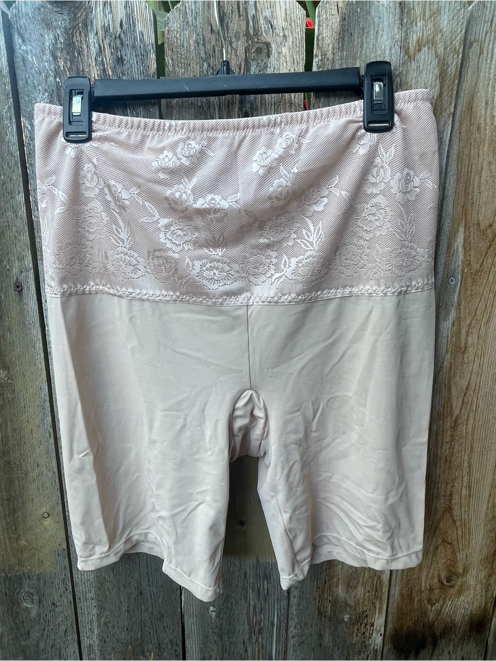 Torrid Curve Beige Shape Wear Shorts Sz. 2X